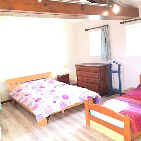 Сasa de vacaciones Maison Charmante A + Piscine